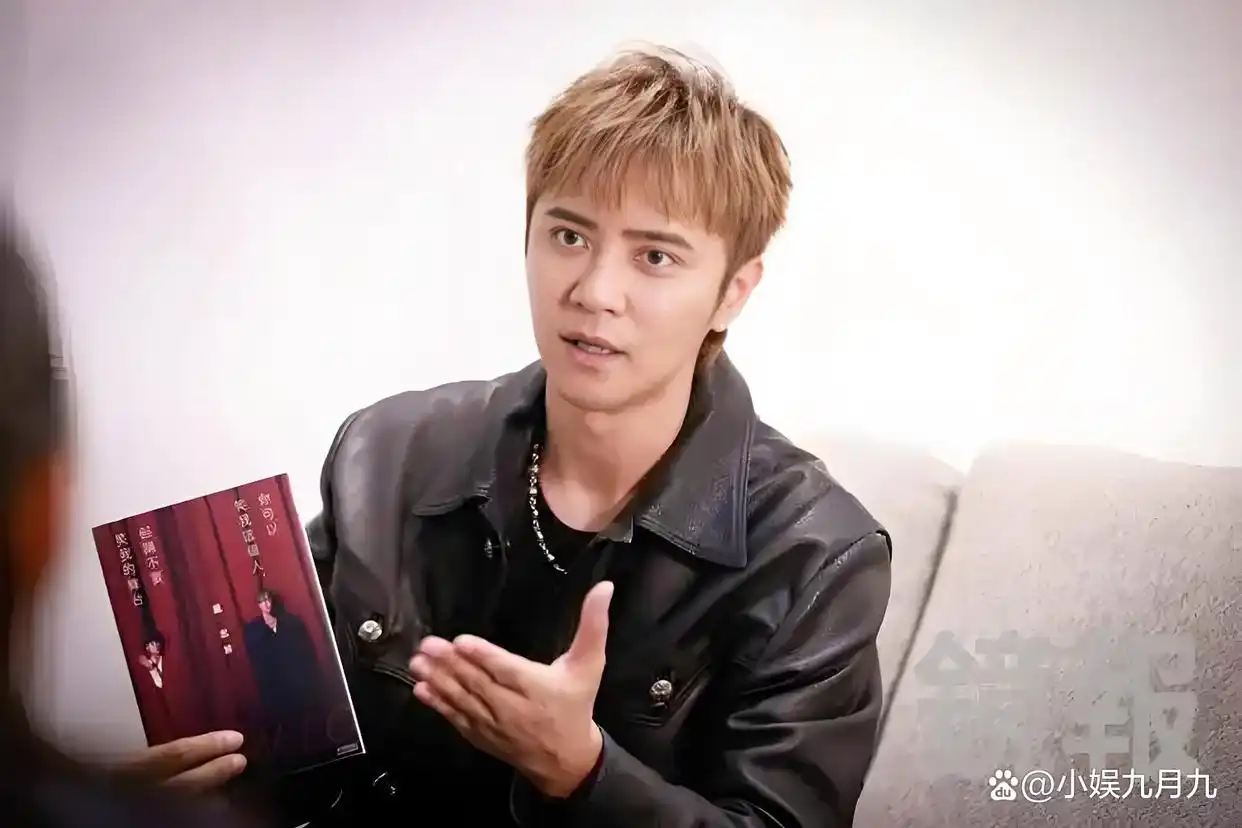 抖音粉丝排名前十的娱乐圈男明星_抖音最近热点明星是谁呀,_2026年抖音粉丝排名前十的男明星